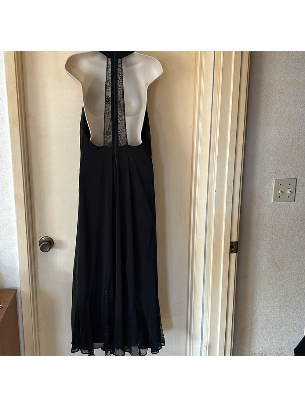 Alice + Olivia Ravi beaded halter maxi dress size S/P - Picture 7 of 13